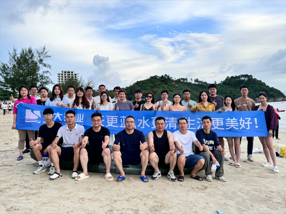 鸿运国际团队拓展训练建设，新起点，新高度